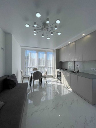 Перша оренда, 1.5 кімнатна квартира , сучасний ремонт - фото 1