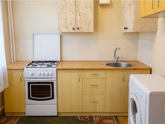 ОРЕНДА 1-кім. квартири, Соборна, 2 зупинки до центру Ровно