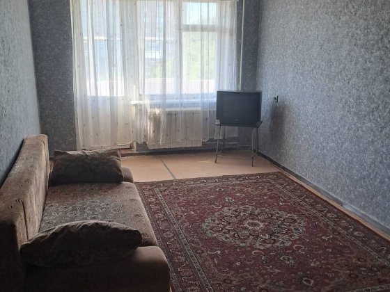 Двокімнатна в оренду, центральний район Суми