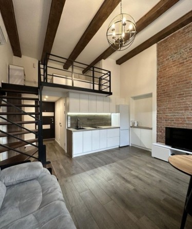 ‼️Стильні дворівневі апартаменти біля Ратуші - фото 1