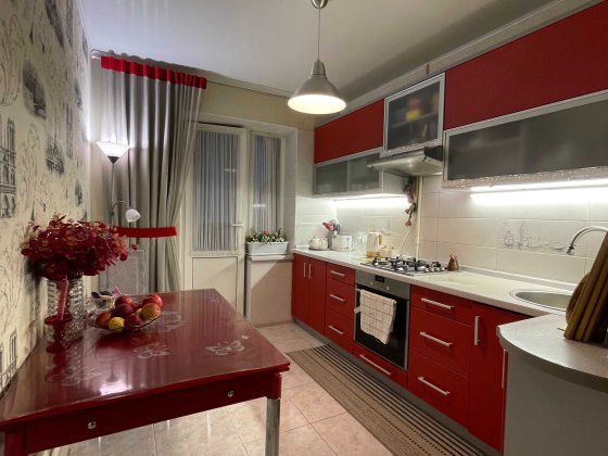 Здається в оренду 4-х кімнатна на Північному. Рівне