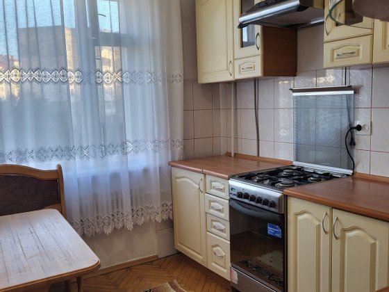 Оренда 2 кім Миколайчука для 2 прац, сімї Івано-Франківськ