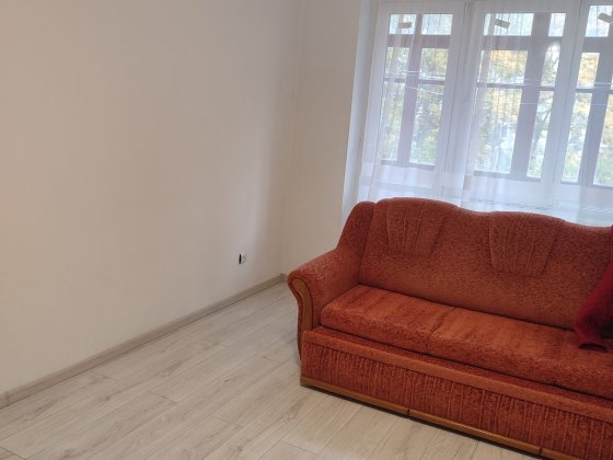 Здам квартиру довгостроково Північний 10+кп+5АН Рівне