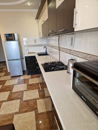 Здається в оренду 1 кімнатна квартира в центрі по вул Чорновола - фото 1