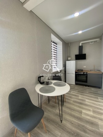 Оренда однокімнатної квартири з терасою на Соцмісті - фото 1