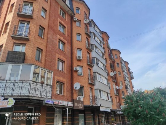 Поділ 1 кімнатна квартира в новому будинку Полтава