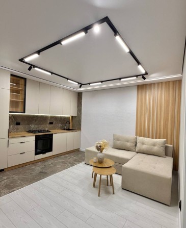 Оренда 2-кімн. кв., вул. Київська - фото 1