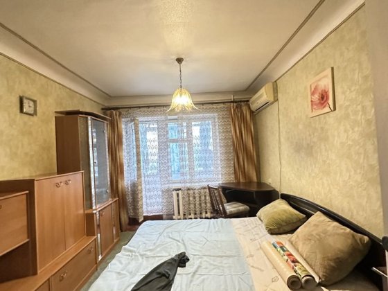 5 школа, 1 кімнатна 8000грн+комунальні Полтава