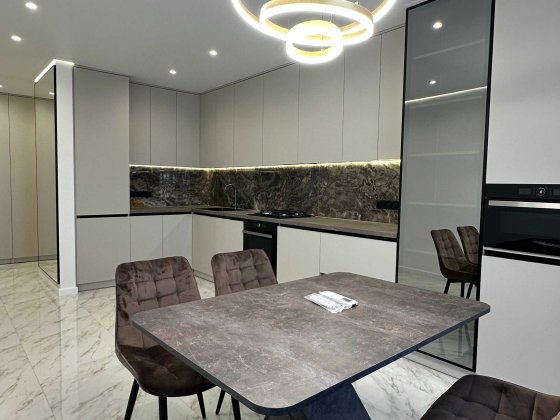 ОРЕНДА 2-Х кімнатної квартири біля парку, озеро Івано-Франківськ