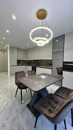 ОРЕНДА 2-Х кімнатної квартири біля парку, озеро - фото 1