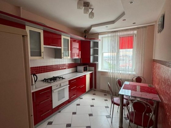 Оренда 3 кімнатної квартири Пасічна Ивано-Франковск