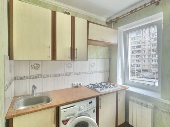 1-кімн. в Центрі міста з ремонтом, меблями і технікою Сумы