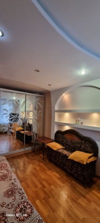 Оренда квартири на Таврійському . Перший поверх . - фото 1