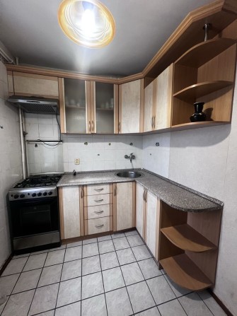 Здам на тривалий термін 2 кімнаину квартиру у центрі - фото 1