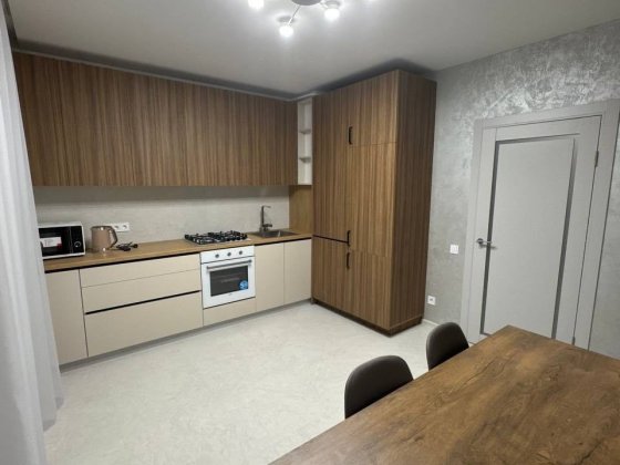 Оренда 2кім квартири на Щасливому. Ровно