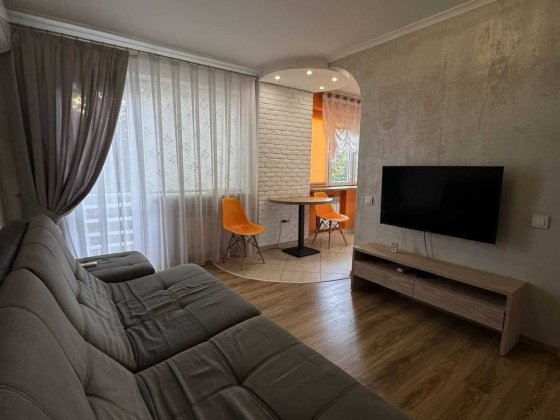 Здається 2 квартира по вулиці Головній (біля готелю Буковина) Чернівці