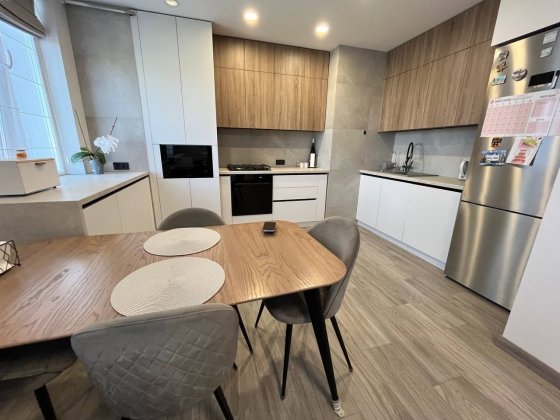 Здається 2кімн.+ кухня студія в новобудові біля Макдональсу Чернівці