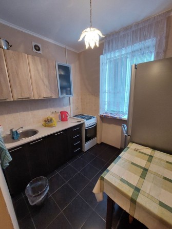 Здається 1-но кімн. квартира по вул. Сурікова - фото 1