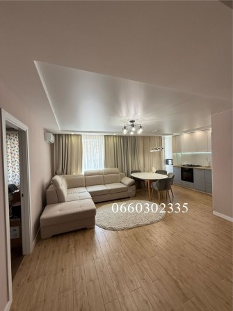 Велика двушка, 3 поверх - фото 1