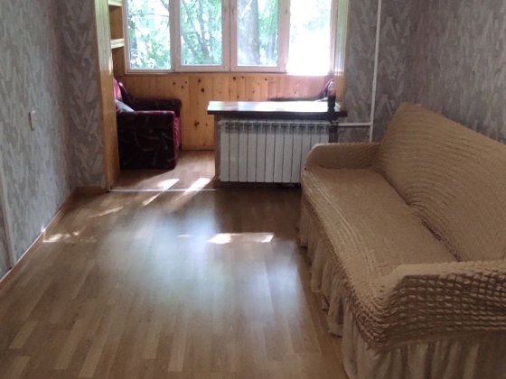 Терміново здається 1 км квартира р-н Майдану, вільна, ключі! Чернівці