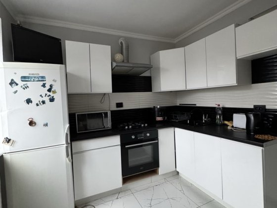 Здається 2-кім квартира Проспект мікрорайон! Чернівці