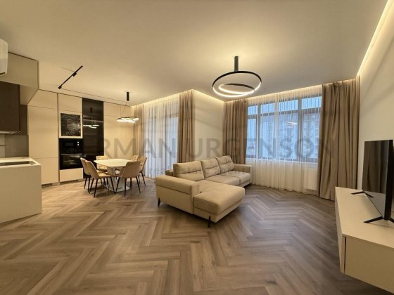 Простора 1к квартири 74 м.кв / ЖК Residents Park / Набережна Ужгород