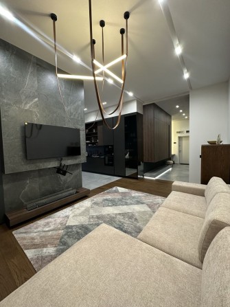 Оренда стильної 1,5 кімнатної квартири в ЖК Dream City - фото 1