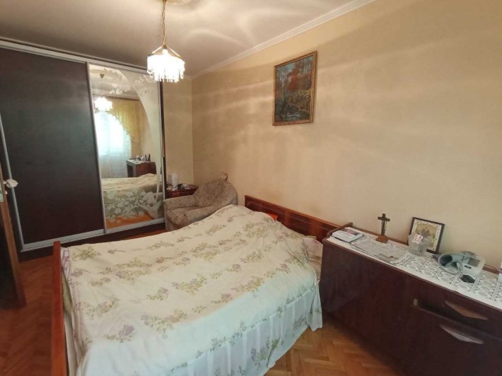 Здам 2-кімнатну квартиру в центрі міста - фото 1