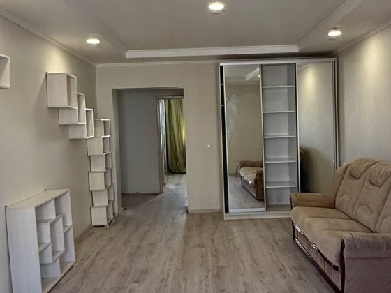 Оренда 2-кімнатної новобудови на вул. Кутузова Чернівці