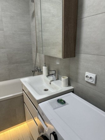 Відьна оренда 1 кмн квартири в новобудові - фото 1