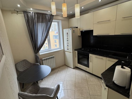 2 кімнатна квартира Позняки Киев