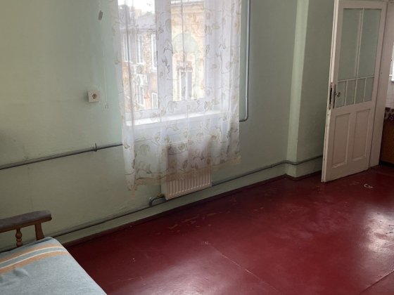 Довгострокова оренда 1кім квартири у Центрі Черновцы