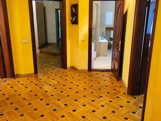 Трикімнатна вул. Жилянська 30а Киев