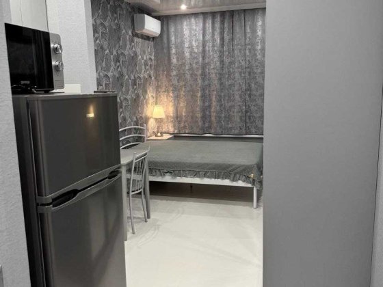 Маленька квартира в новобудові, є генератор Київ