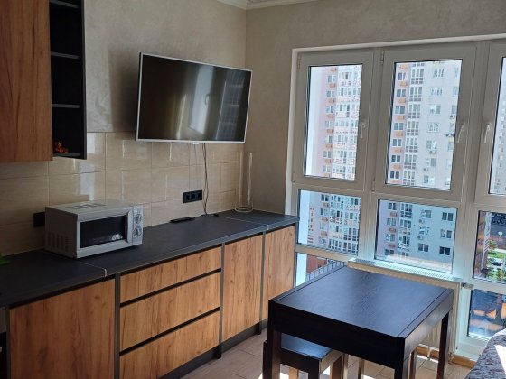 Аренда 2-кімнатної квартири. Метро "Позняки", вул.Гмирі,20 Киев