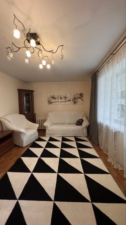 Тихий центр, вул. Грушевського - фото 1