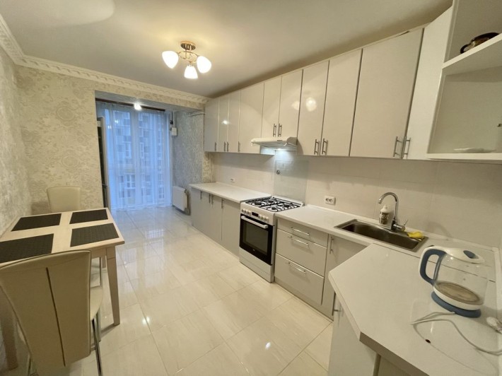 **Оренда 2-Кімн. Біля ТРЦ HOLLYWOOD/ Новий Будинок - фото 1