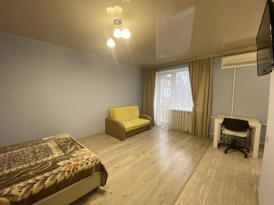 Оренда 1 кім вул.Борисоглібського Чернигов