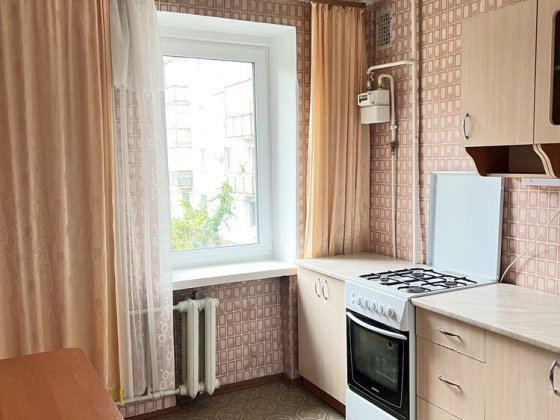 Здам 1 кімнату в районі КАЗБЕТУ 4000 грн. Черкаси