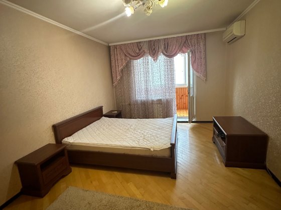 Здам 1-кімнатну квартиру на оболоні Йорданська 11-Д Київ