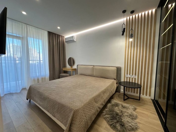 Оренда ВЛАСНИК/БЕЗ КОМІСІЇ однокімнатна 59 м2 ЖК Володимирський Центр - фото 1