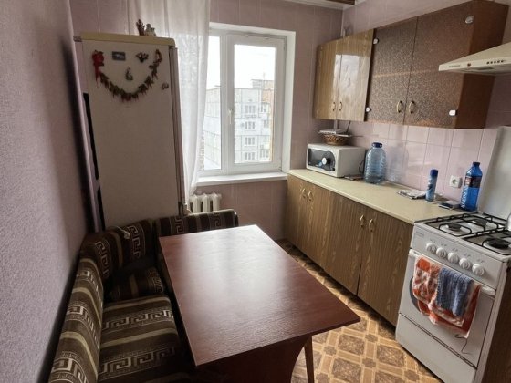 Здається простора квартира на Дружбі народів!На зручний термін для вас Черкаси