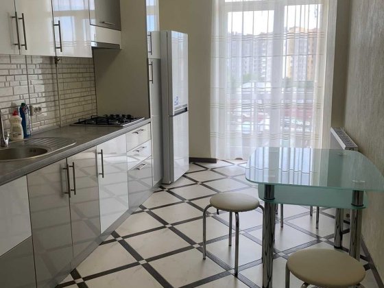 Здається однокімнатна новобудова ТЦ Проспект Черновцы