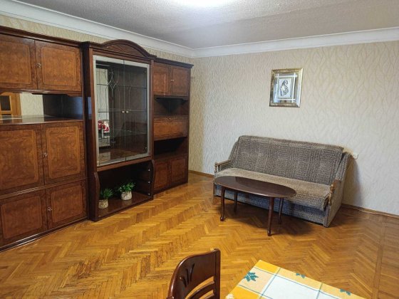 оренда класичної двохкімнатної квартири метро Палац України Киев