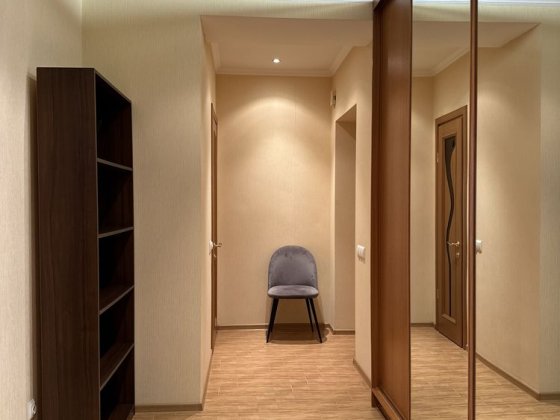 Чудова Проспект Бажана 26, Позняки, Харківська, Осокорки Київ