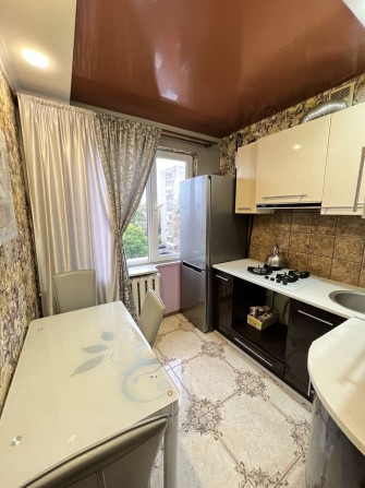 ЗДАМ ГАРНУ укомплектовану 2 кім.кв з РЕМОНТОМ 11000грн. - фото 1