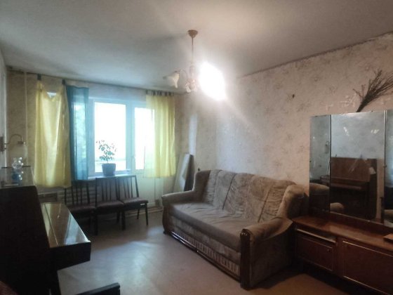 Сдаётся просторная квартира ( можно военным ) . Чернігів