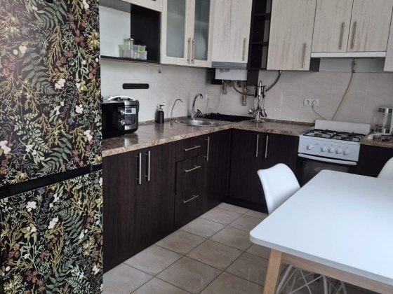 Довгострокова оренда 1 кім новобудови (р-н Макдональс) Черновцы