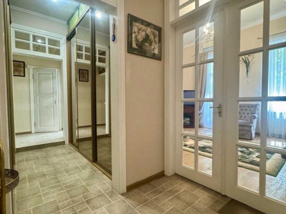 Без%,Б.Хмельницького 84, 2-к.кв.Пов.2. Історичний центр Києва! Власник Киев