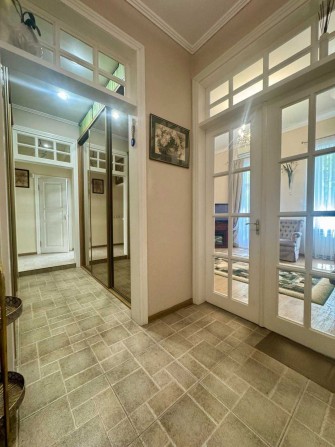 Без%,Б.Хмельницького 84, 2-к.кв.Пов.2. Історичний центр Києва! Власник - фото 1